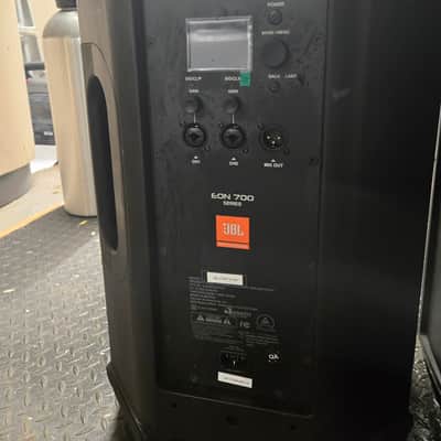 2x JBL EON712 2-Way 1300-Watt Powered Loudspeaker image 2