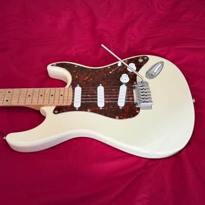 Carvin Bolt SSS Tremolo - Custom Shop Strat Killer - Made in USA - Vintage White - Lace Style Pickups - Free Pro Setup image 5