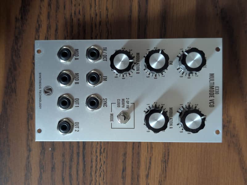 Synthesis Technology e330 Multimode VCO