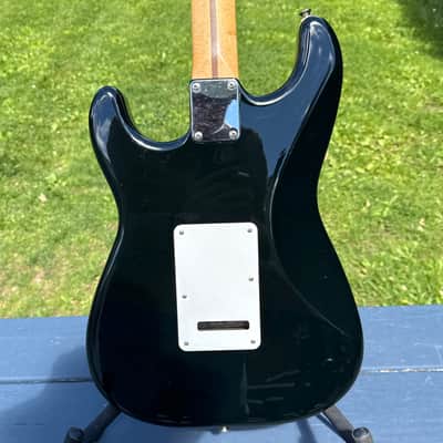 1995 Fender MIM Squire Series Stratocaster Black NR MINT image 13