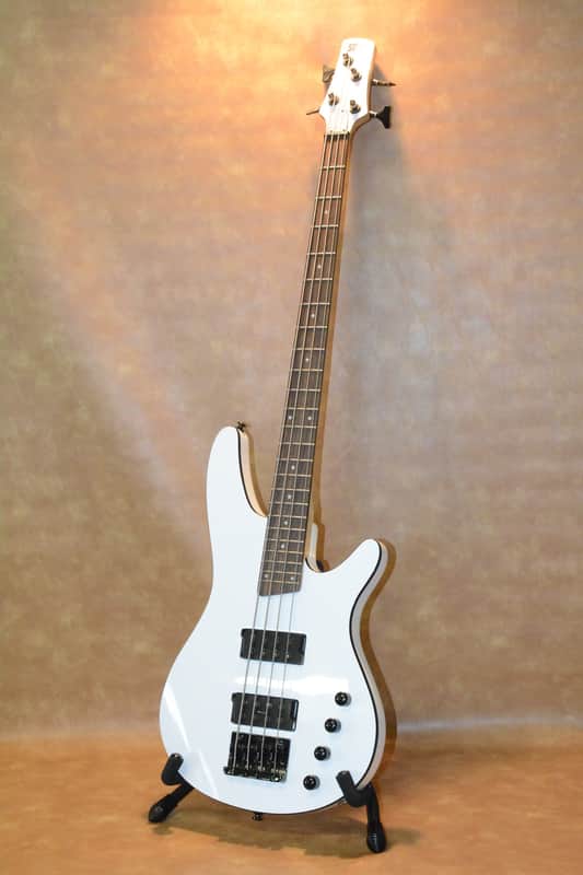 White Ibanez Bass - 2008 SoundGear SDGR Model SRX2EX2 w. Ibanez