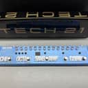 Tech 21 Bass Fly Rig Multi-Effect With Box 2010s - Blue