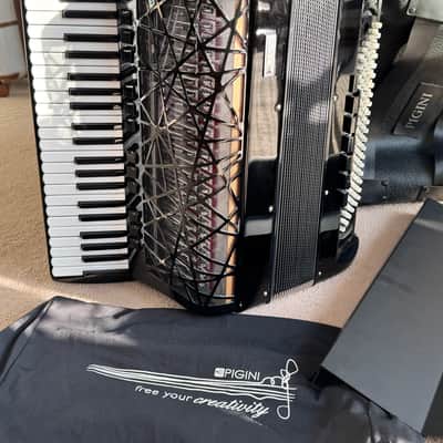 Accordion Pigini Novà image 2