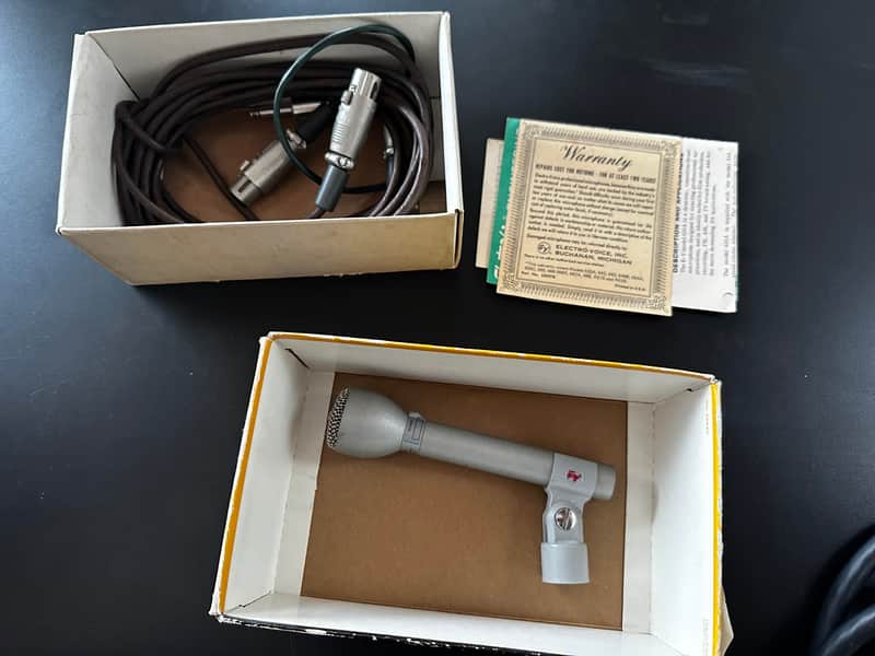 Electro-Voice 635A Omnidirectional Dynamic Microphone | Reverb Canada