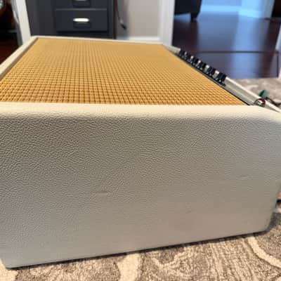 Magic Amplification Vibro Prince with Mid Knob - Blonde image 2