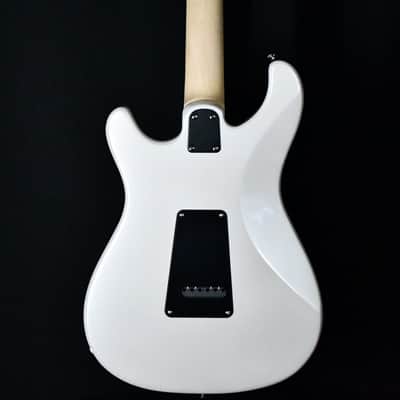 PRS SE NF3 with Rosewood Fretboard 2024 - Present - Pearl White image 2