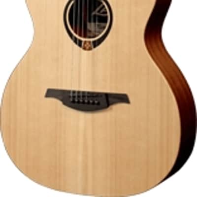 Lag Tramontane 70 Auditorium, Pickup image 2