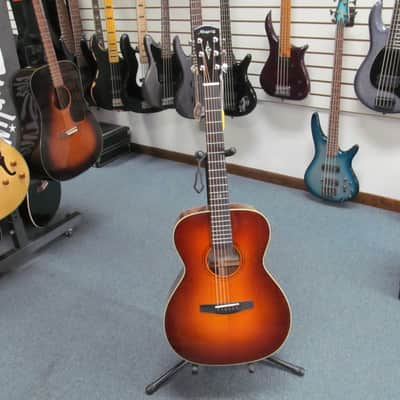 Alvarez LF60e Sunset Laureate Series Folk/OM Acoustic Electric Guitar - Sunset image 4