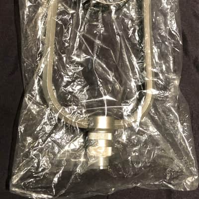 Red / Peluso M49, M50, M149, M150 Yoke Microphone shock mount M49, M50, M149, M150, M249, M250 2020 - Current - Stain Nickel image 7