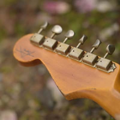 Fender Custom Shop '61 Strat® Heavy Relic®, Rosewood Fingerboard - Aged Ocean Turquoise over 3-Color Sunburst(2) image 10