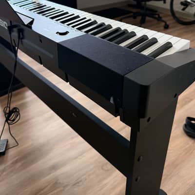 Casio CDP-135 88-Key Digital Piano 2010s - Black image 10