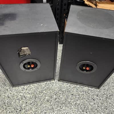 KLH L853B 8" Bookshelf Speaker Pair image 5