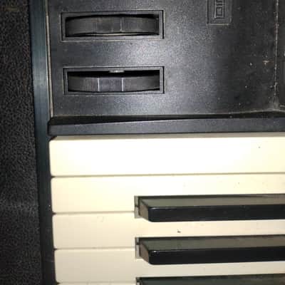 Ensoniq ZR-76 64-Voice Expandable Keyboard 1998 - Black image 11