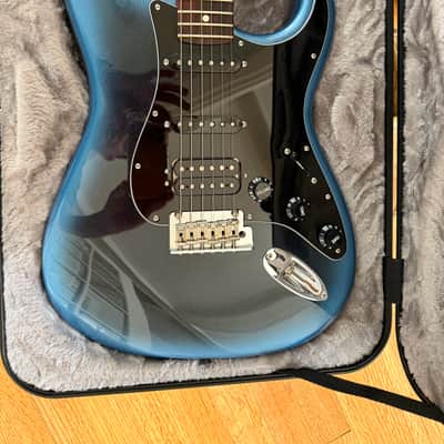 American Professional II Stratocaster HSS - Dark Night w/ Rosewood Fretboard image 5