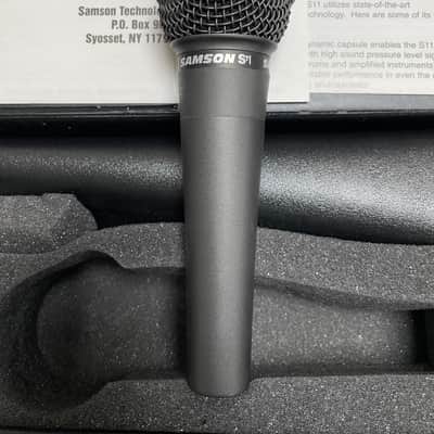 Samson S11 Handheld Dynamic Microphone image 2