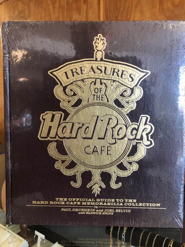 Hard Rock Cafe Treasures of the Hard Rock Cafe 2014 brown image 1