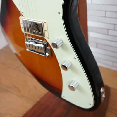 Fender Player Plus Meteora HH - 3-Color Sunburst image 9