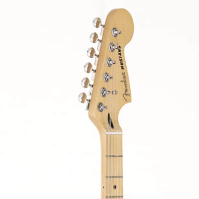 Fender Player II Mustang Maple Fingerboard 3-Color Sunburst, Manufactured in 2025 [MX25030738] (07/08) image 11
