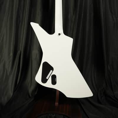 ESP LTD Snakebyte James Hetfield Signature 2025 Snow White image 7