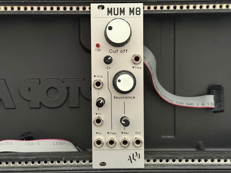 ALM/Busy Circuits ALM018 Mum M8 Low Pass Filter Eurorack Synth Module 2017 - Present - Silver image 1