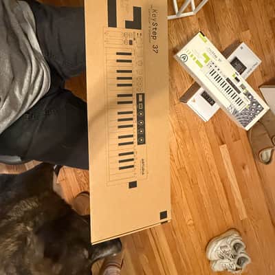 Arturia KeyStep 37 MIDI Controller 2021 image 2