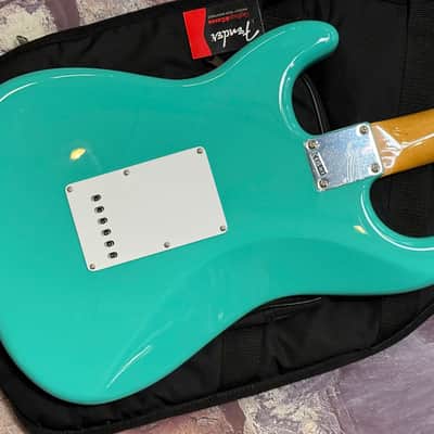 Fender Vintera III Early 60s Stratocaster RW Sea Foam Green New Unplayed Auth Dealer 7lbs9oz #582 image 16