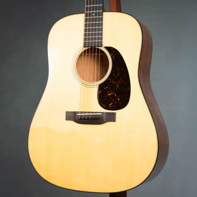 Martin D-18 Standard Series Dreadnought Size Acoustic Guitar - 3012968 image 4
