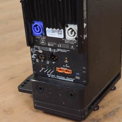 Meyer Sound M1D Powered Line-Array Loudspeaker (No | Reverb Canada