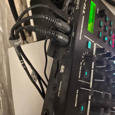 Roland TR-8S AIRA Rhythm Performer with Sample Playback 2018 - Present - Black image 4