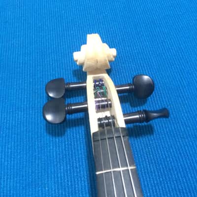 Fretted violin. Left hand model. image 7