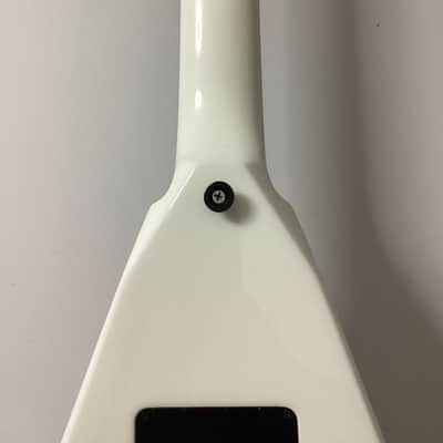 Jackson USA Select Series KV2 King V 2003 - 2015 - Snow White image 12
