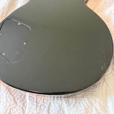 Gibson Les Paul Studio ‘96-‘98 - Black and Gold **w/ soft case** image 9