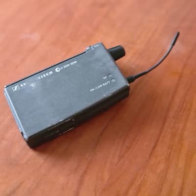 Sennheiser Sennheiser EK 300 IEM Stereo Bodypack Receiver | In-Ear Monitor | 790–822 MHz image 4