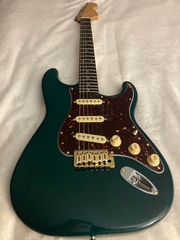 Vintage 2000 Squier Affinity Series Stratocaster with Rosewood Fretboard 2001 - 2003 - British Racing Green image 1