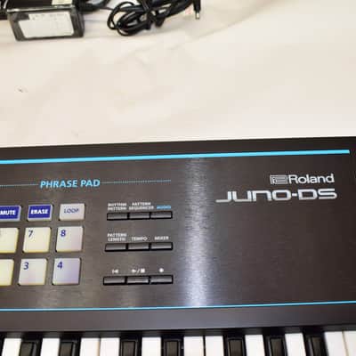 Roland JUNO-DS61 JUNO DS61 61-Key Digital Synthesizer Keyboard w/ Bag image 9