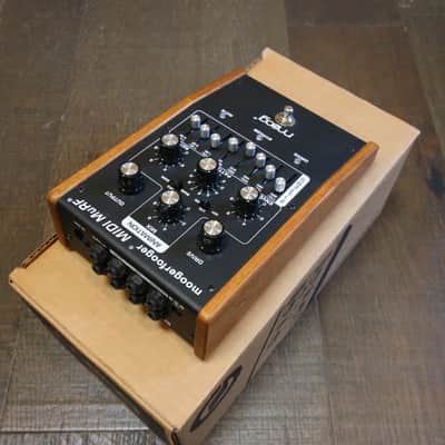 Moog MF-105M Moogerfooger MIDI MuRF 2009 - Black image 5