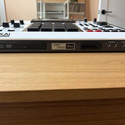 Akai MPC2500 S.E. (Special Edition) image 3