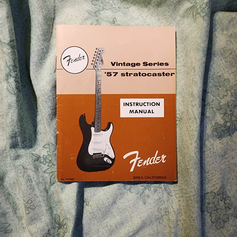 Fender Vintage Series ’57 Stratocaster Instruction Manual – Brea, CA 1990 image 1