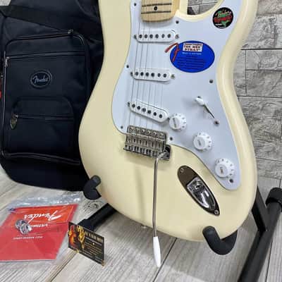 Fender #0139202305 Jimmie Vaughan Tex-Mex Strat, Olympic White, Maple Fingerboard, with Deluxe Gig Bag image 1