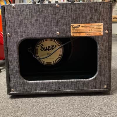 Supro 1695T Black Magick 25-Watt 1x12" Guitar Combo 2016 - Present - Black Rhino image 4