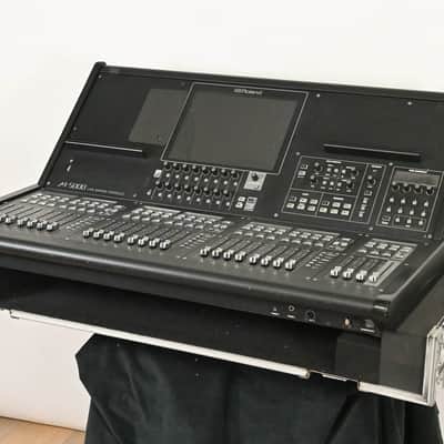 Roland M-5000 Live Mixing Console with Road Case CG01VM1 *ASK FOR SHIPPING*