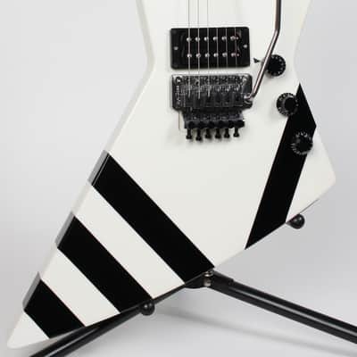 Gibson Explorer 90 Matthias Jabs (Scorpions) Private Stock 2016 White/Black image 3