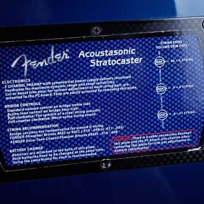 Fender Deluxe Series Acoustasonic Stratocaster 2003 Sapphire Blue Transparent w/ Bag image 11