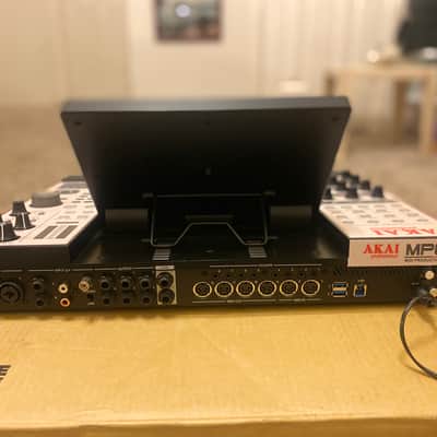 Akai MPC X Standalone Sampler / Sequencer 2017 - Present - Black image 4