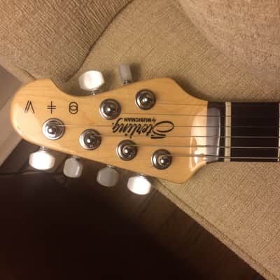 Sterling St Vincent Signature W/ Gig bag image 5