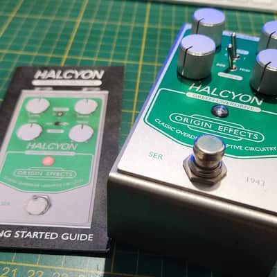 Origin Effects Halcyon Green Overdrive 2022 - Present - Silver / Green image 7