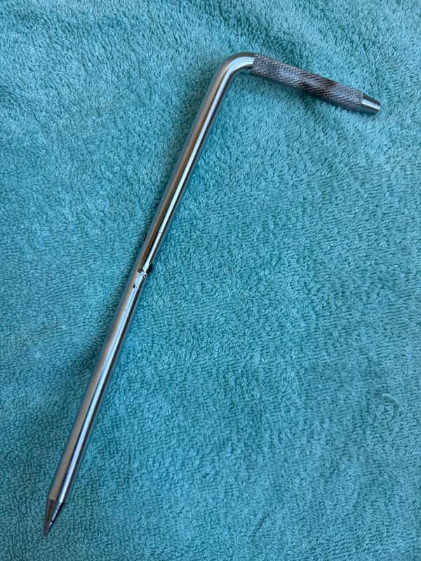 Ludwig One Knurled Gull Wing Left Side Bass drum spur leg 9.5mm - 9”Long 60s - Chrome image 1