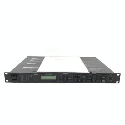 Yamaha  D1030 Digital Delay Line Black TGHM image 1