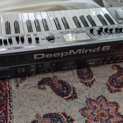 Behringer DeepMind 6 37-Key 6-Voice Polyphonic Analog Synth 2017 - Present - Black image 3