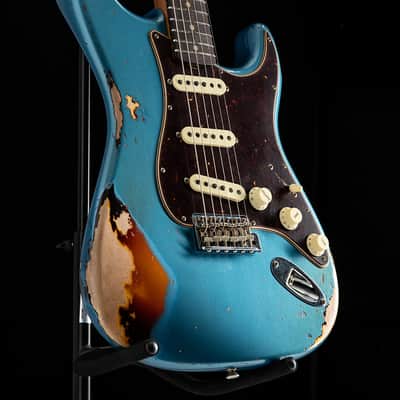 Fender Custom Shop LTD 1961 Heavy Relic Stratocaster Lake Placid Blue Over 3 Tone Sunburst image 4